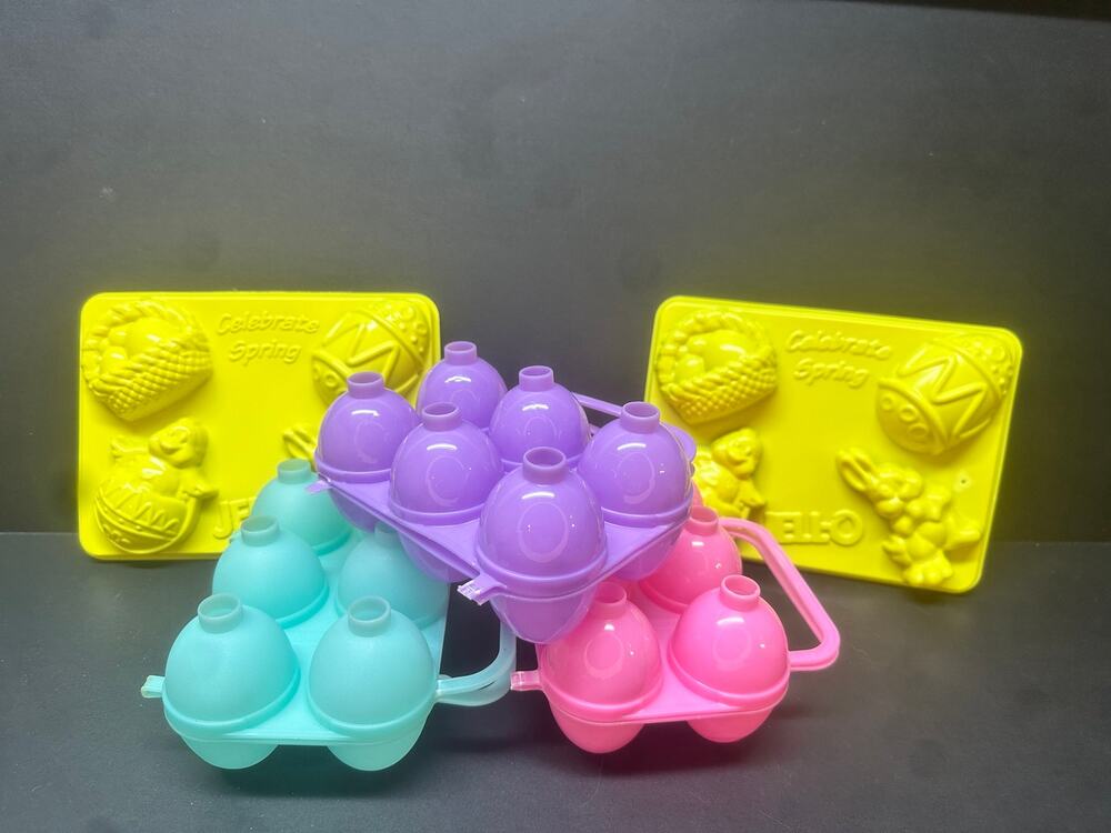 VTG 5X Jello Jiggler Molds 2 Celebrate Spring, 2 etched eggs, 1 smooth egg